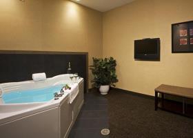 Hotel Cambria Suites