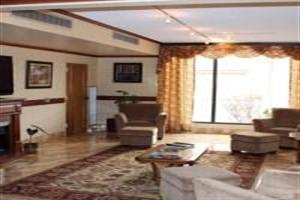 Hotel Clarion Inn & Suites Airport