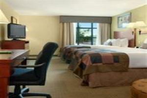 Hotel Wingate By Wyndham Lafayette Airport
