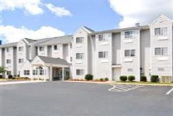 Hotel Microtel Inn & Suites