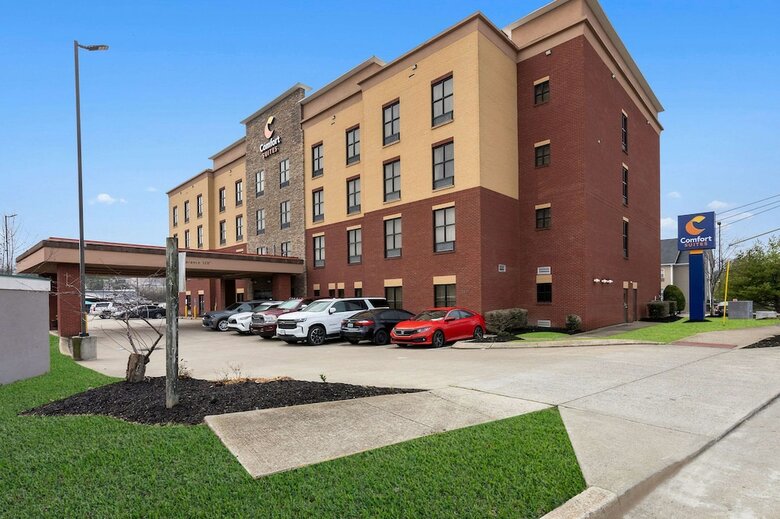 Hotel Comfort Suites Nashville