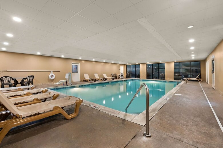 Hotel Comfort Suites Nashville