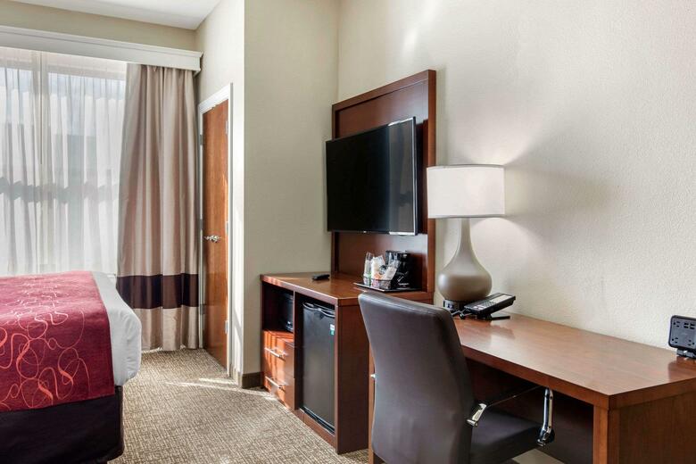 Hotel Comfort Suites Nashville