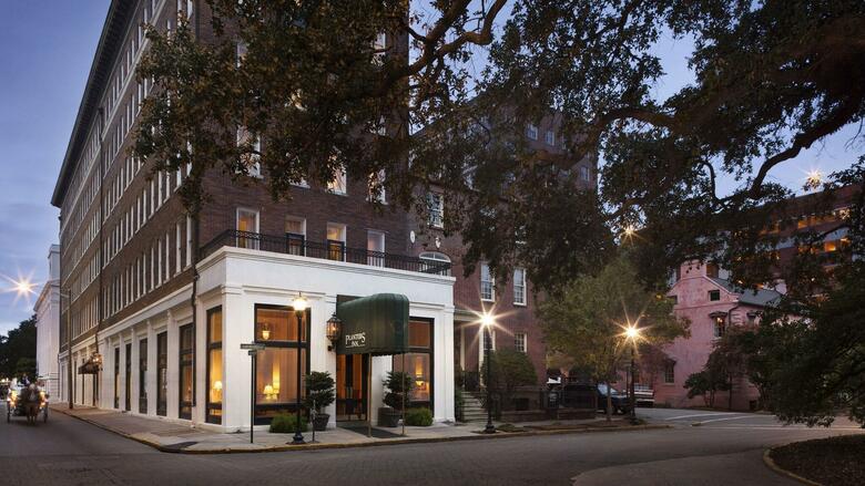 Hotel Planters Inn