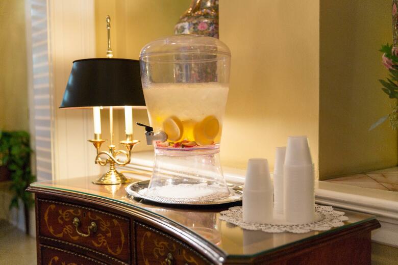 Hotel Planters Inn