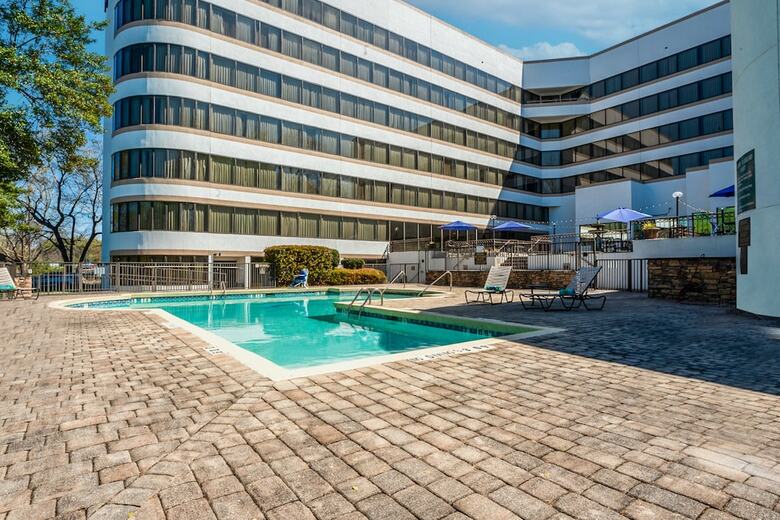 Hotel Doubletree By Hilton South Charlotte Tyvola