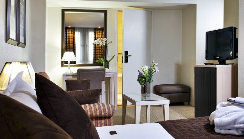 Hotel Le Pera