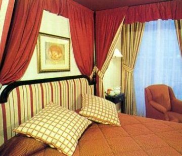 Hotel Washington Opera
