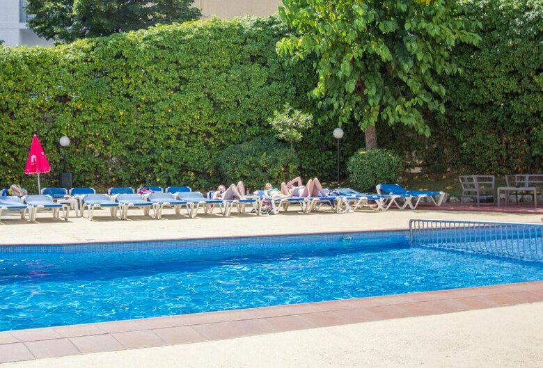 Hotel Villa Garbi