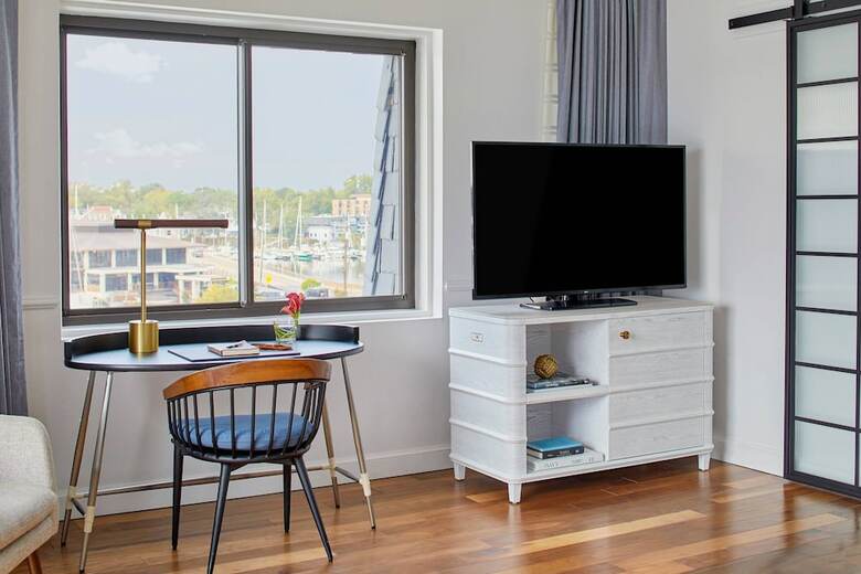 Annapolis Marriott Waterfront Hotel