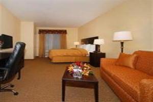 Hotel Comfort Suites