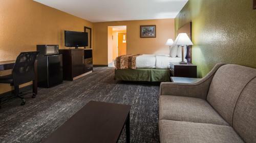 Hotel Best Western Luxbury Inn Fort Wayne