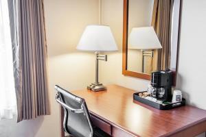 Hotel Comfort Inn & Suites