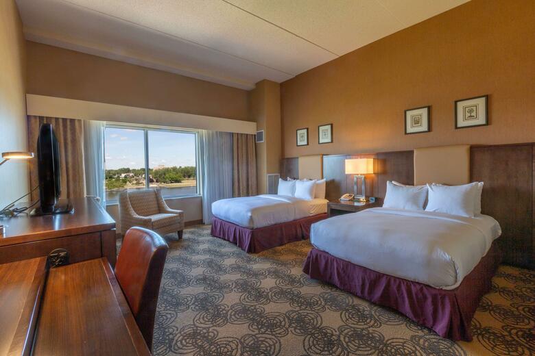 Doubletree Hotel Bay City - Riverfront