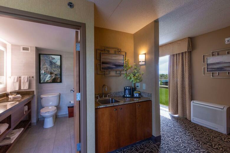 Doubletree Hotel Bay City - Riverfront