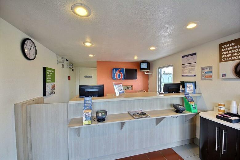 Hotel Motel 6 South Padre Island