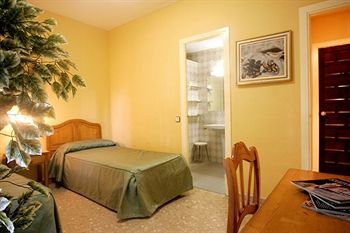 Hotel Hostal Del Senglar