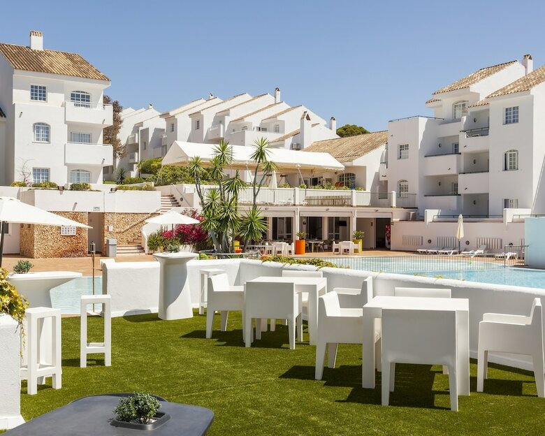 Apartamentos Ilunion Menorca