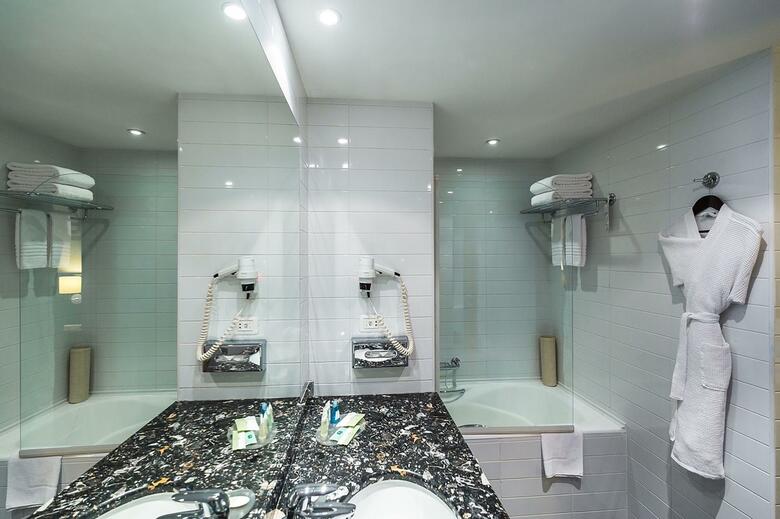 Hotel Courtyard By Marriott St. Petersburg Vasilievsky