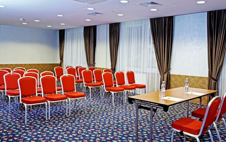Hotel Courtyard By Marriott St. Petersburg Vasilievsky