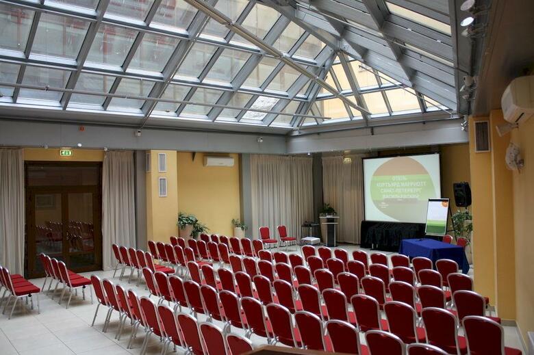 Hotel Courtyard By Marriott St. Petersburg Vasilievsky
