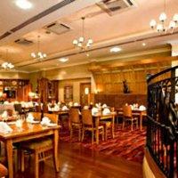 Hamlet Court Hotel