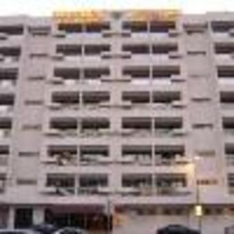 Almas Hotel Apartment