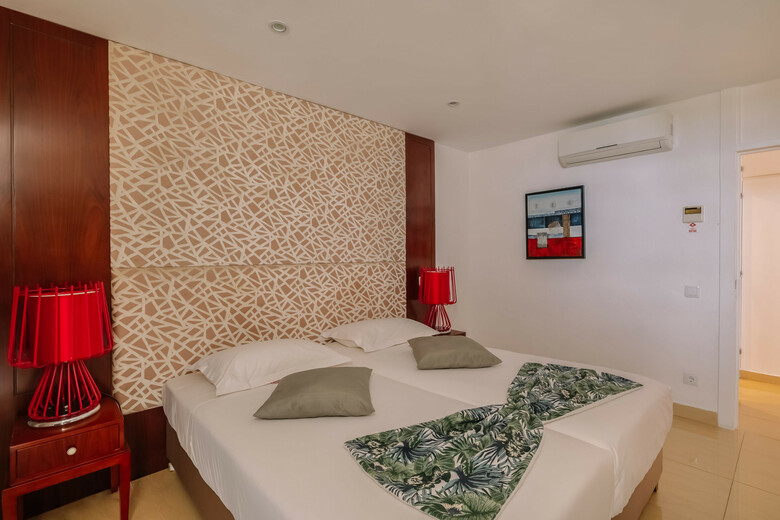Hotel Muthu Clube Praia Da Oura