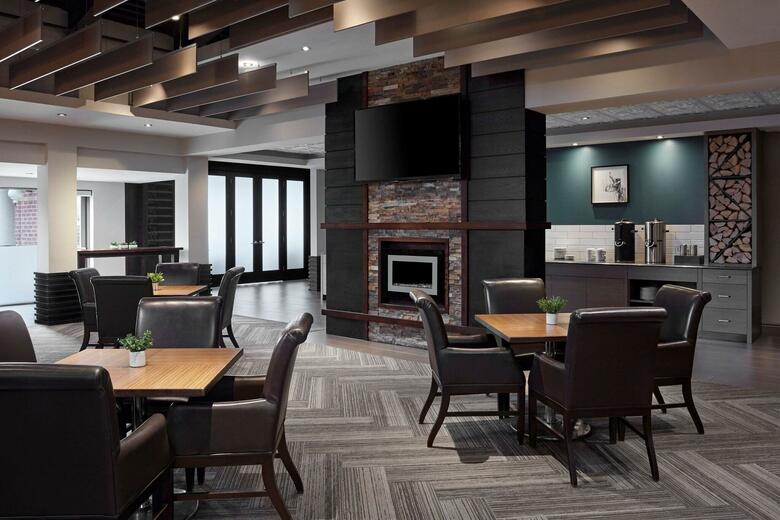 Hotel Delta Guelph