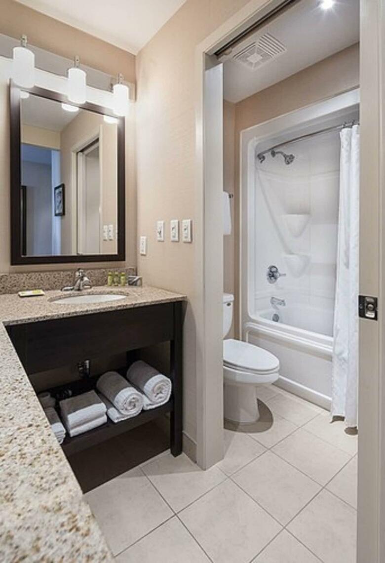Hotel Delta Guelph