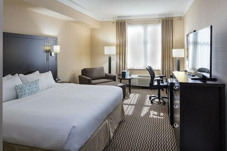 Hotel Delta Guelph