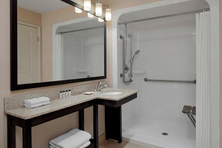 Hotel Delta Guelph