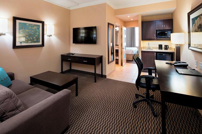 Hotel Delta Guelph