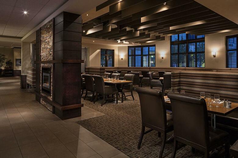 Hotel Delta Guelph
