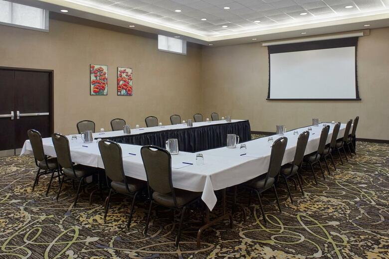 Hotel Delta Guelph