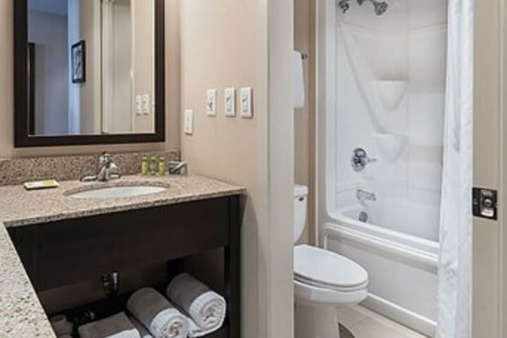 Hotel Delta Guelph
