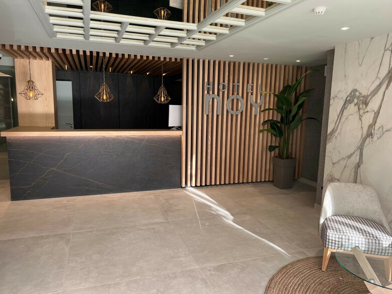Hotel Noy
