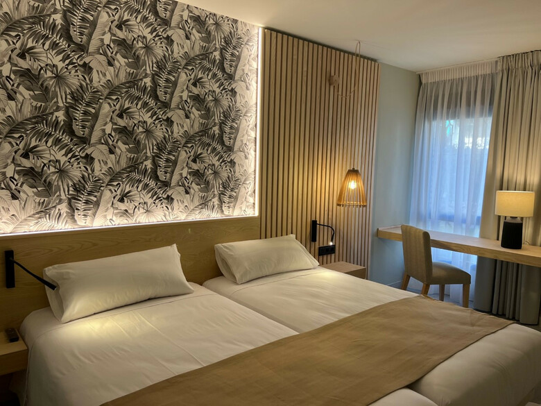 Hotel Noy