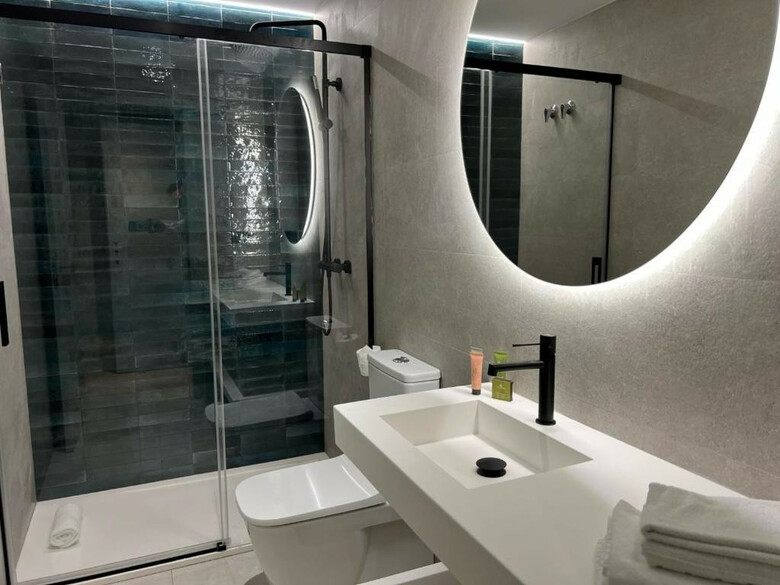 Hotel Noy
