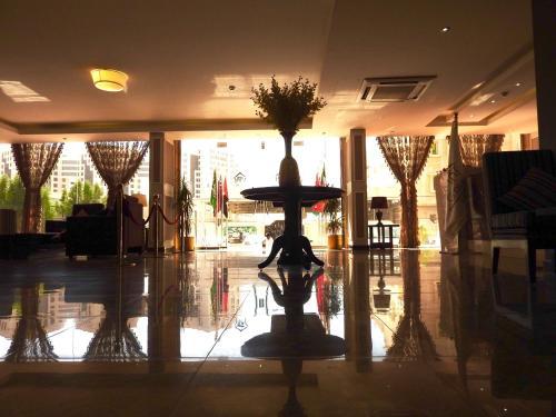 Gold Inn Hotel