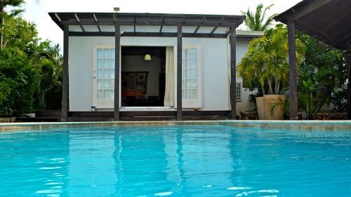Parrot Villa