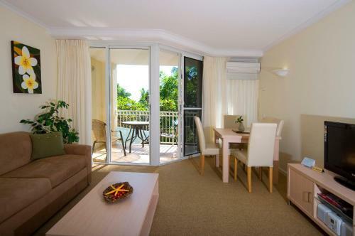 Aparthotel On The Beach