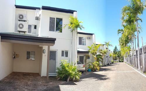 Aparthotel The Shores Holiday Apartments