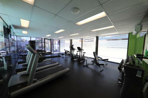Aparthotel Heart Of Cbd Penthouse Apartment