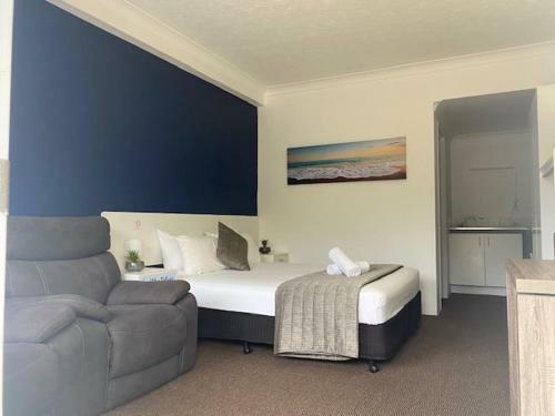 Blue Pelican Motel