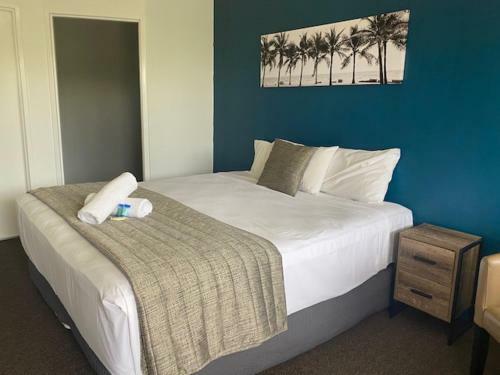 Blue Pelican Motel