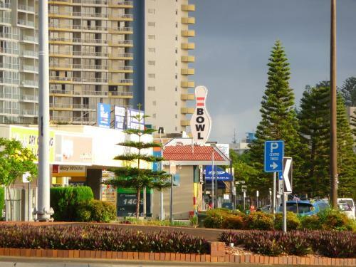 Blue Pelican Motel