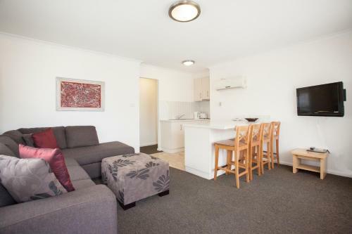 Centralpoint Motel