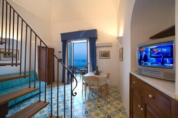 Residencia La Caravella On Positanos Beach