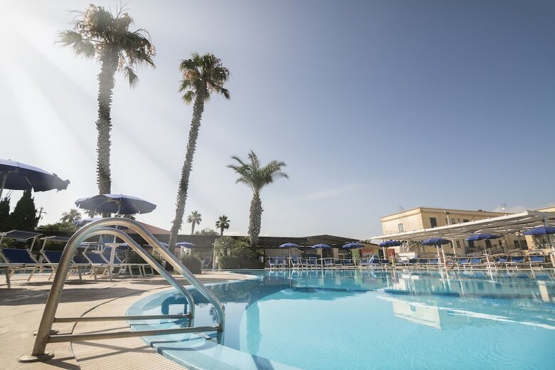 Hotel Delfino Beach